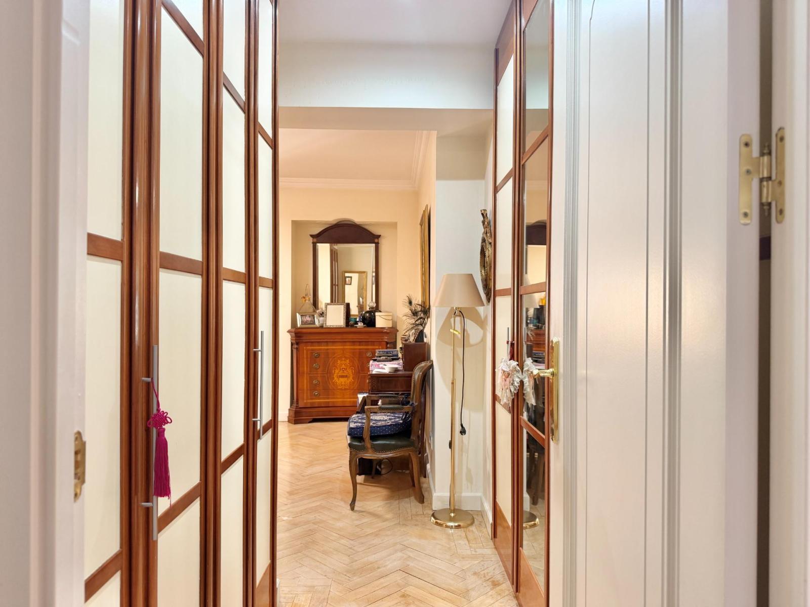 Flat for Sale in Madrid