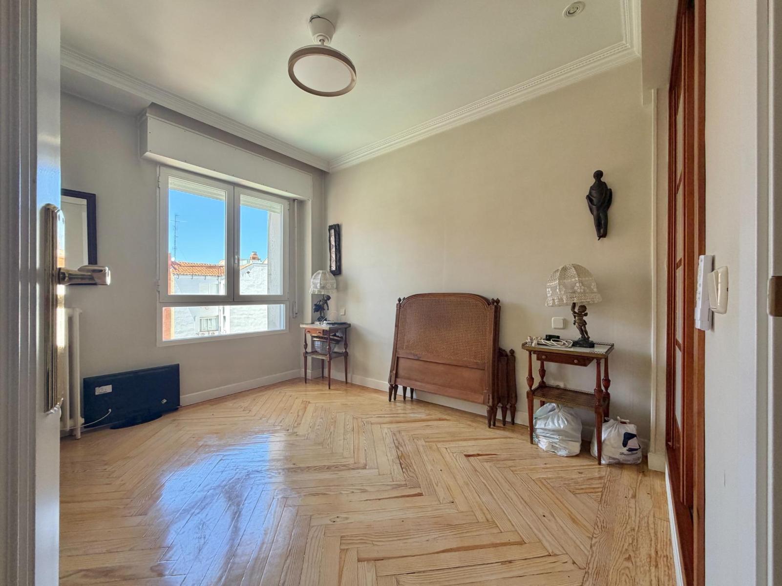 Flat for Sale in Madrid