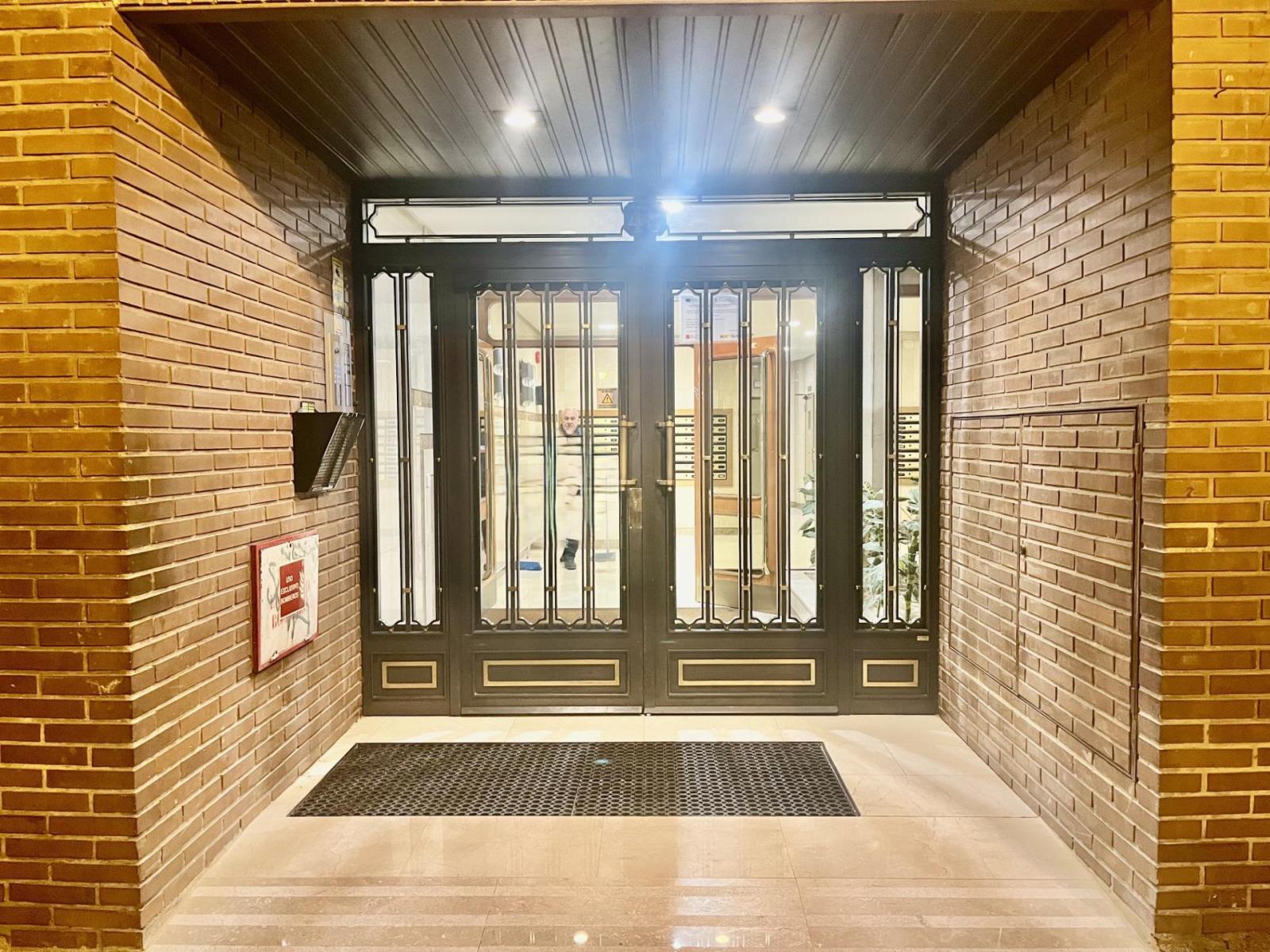 Flat for Sale in Madrid