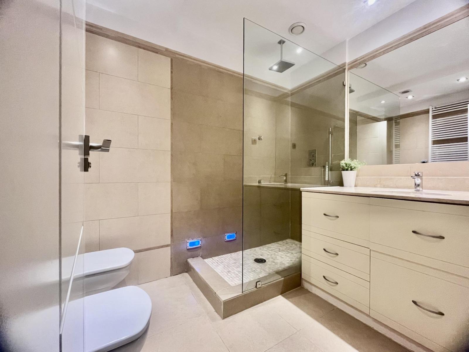 Flat for Sale in Madrid