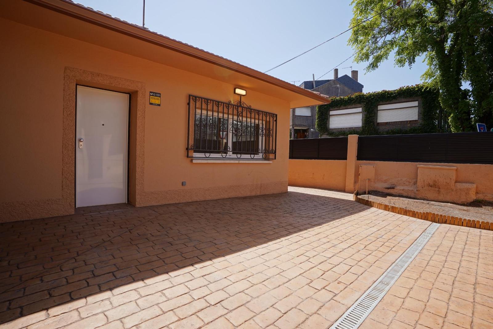 Chalet for Rent in Pozuelo de Alarcón