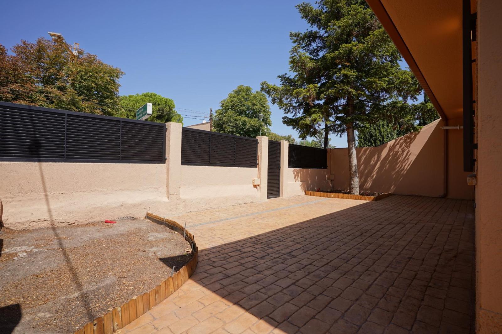 Chalet for Rent in Pozuelo de Alarcón