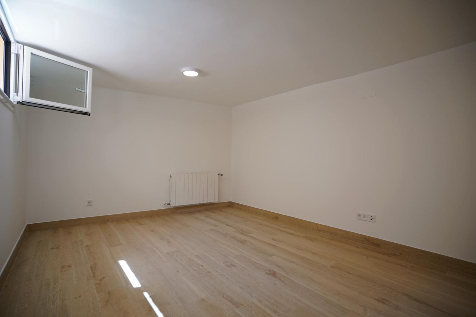 Chalet for Rent in Pozuelo de Alarcón