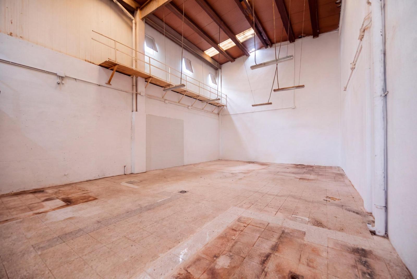Industrial Unit for Sale in Alcorcón