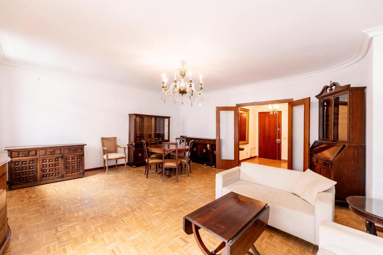 Flat for Sale in Madrid
