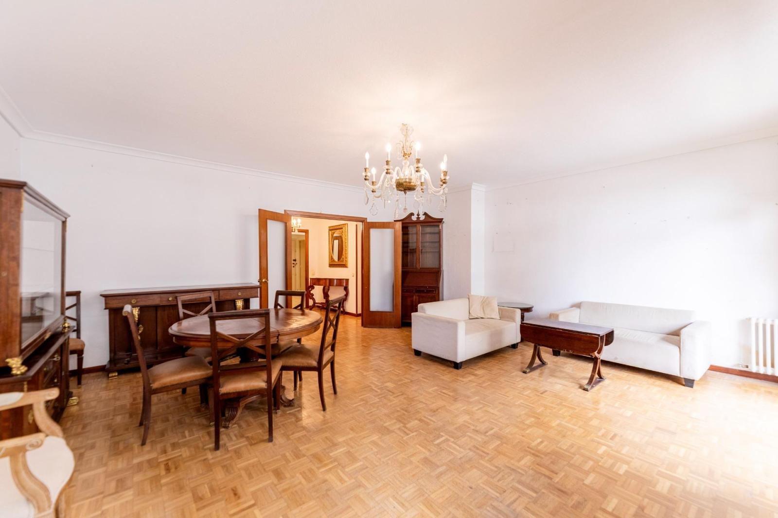 Flat for Sale in Madrid