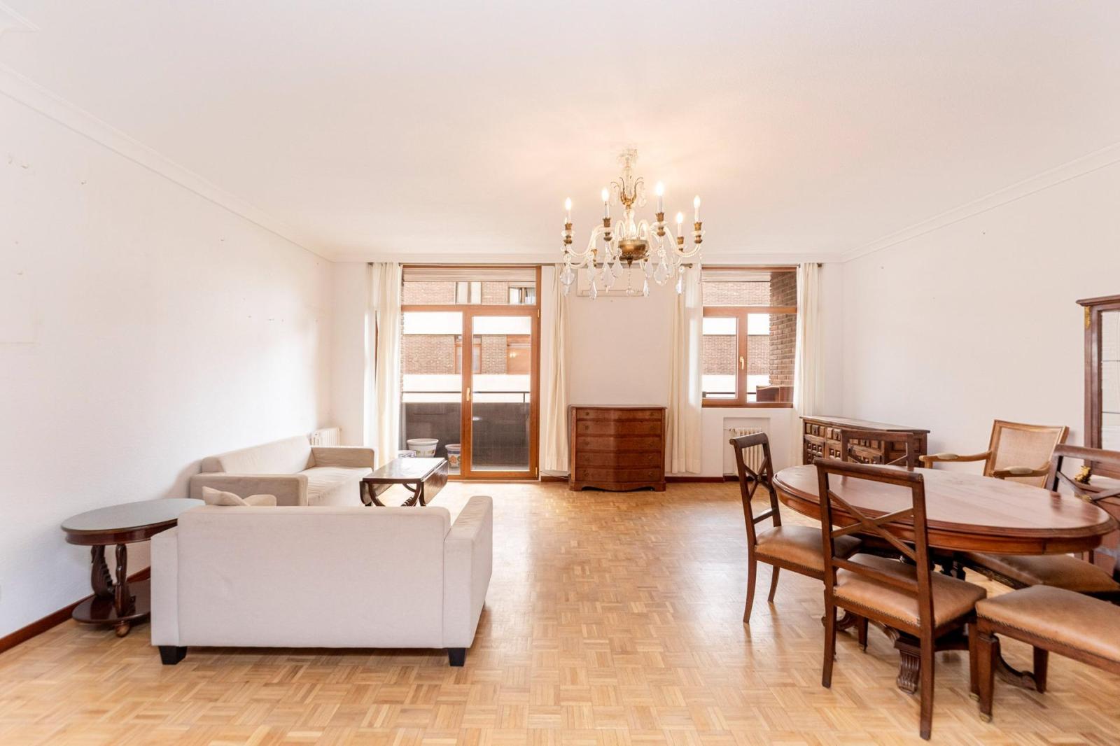 Flat for Sale in Madrid