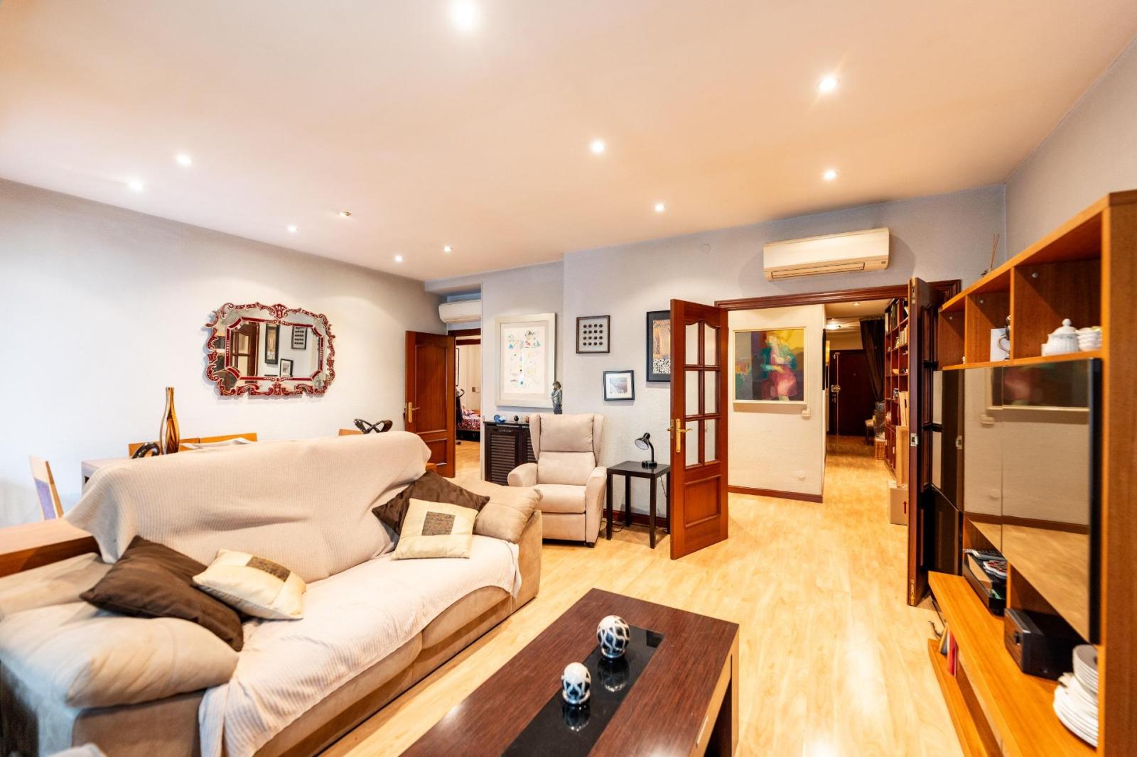 Flat for Sale in Madrid