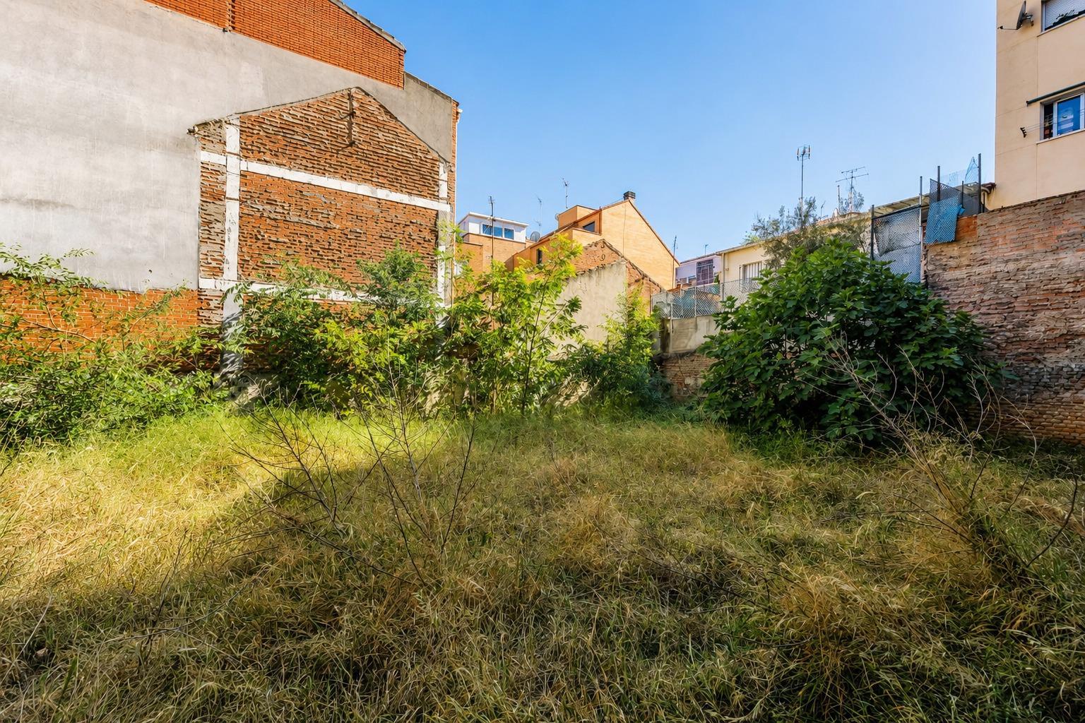 Plot for Sale in Madrid