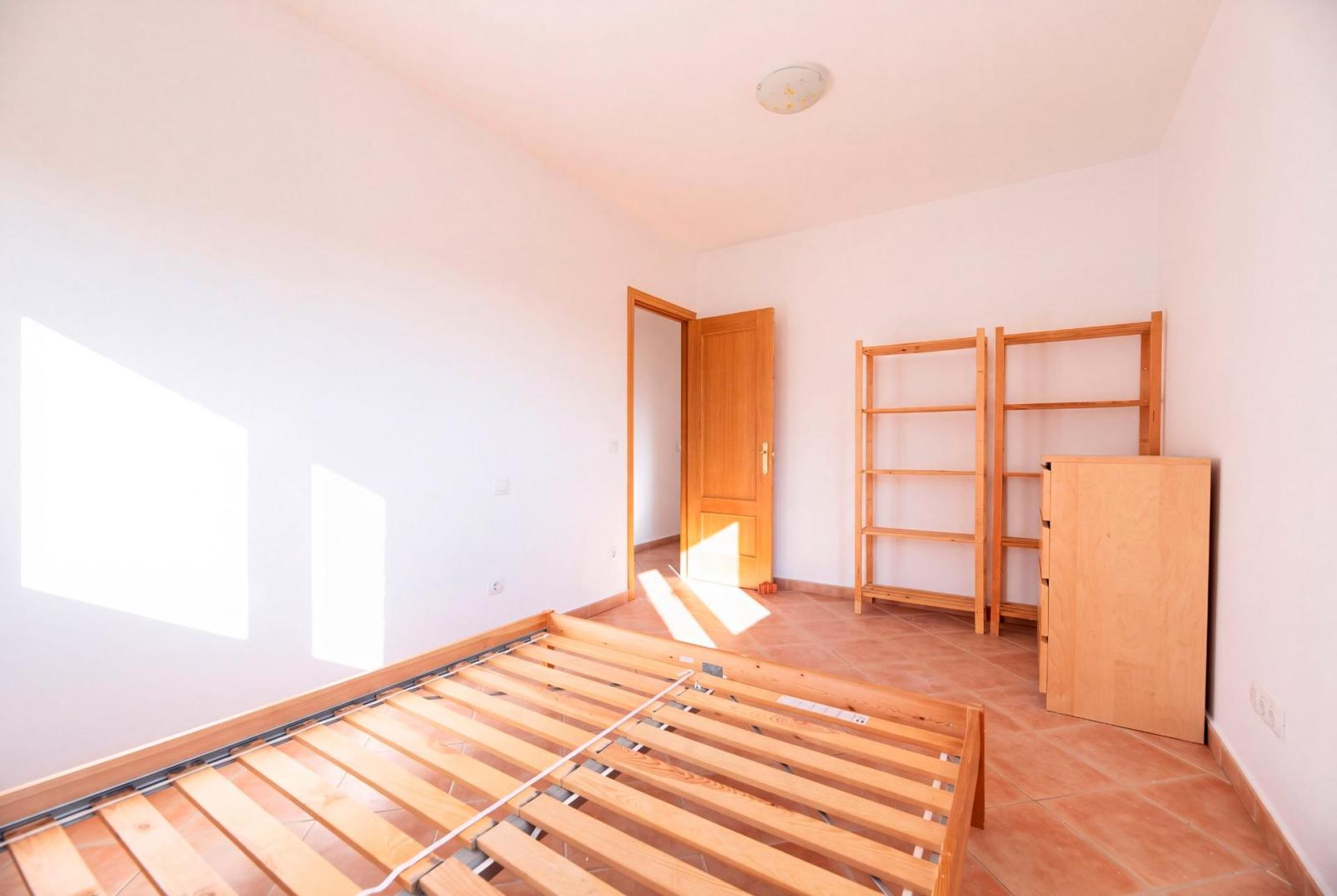 Chalet for Sale in Santa María de la Alameda