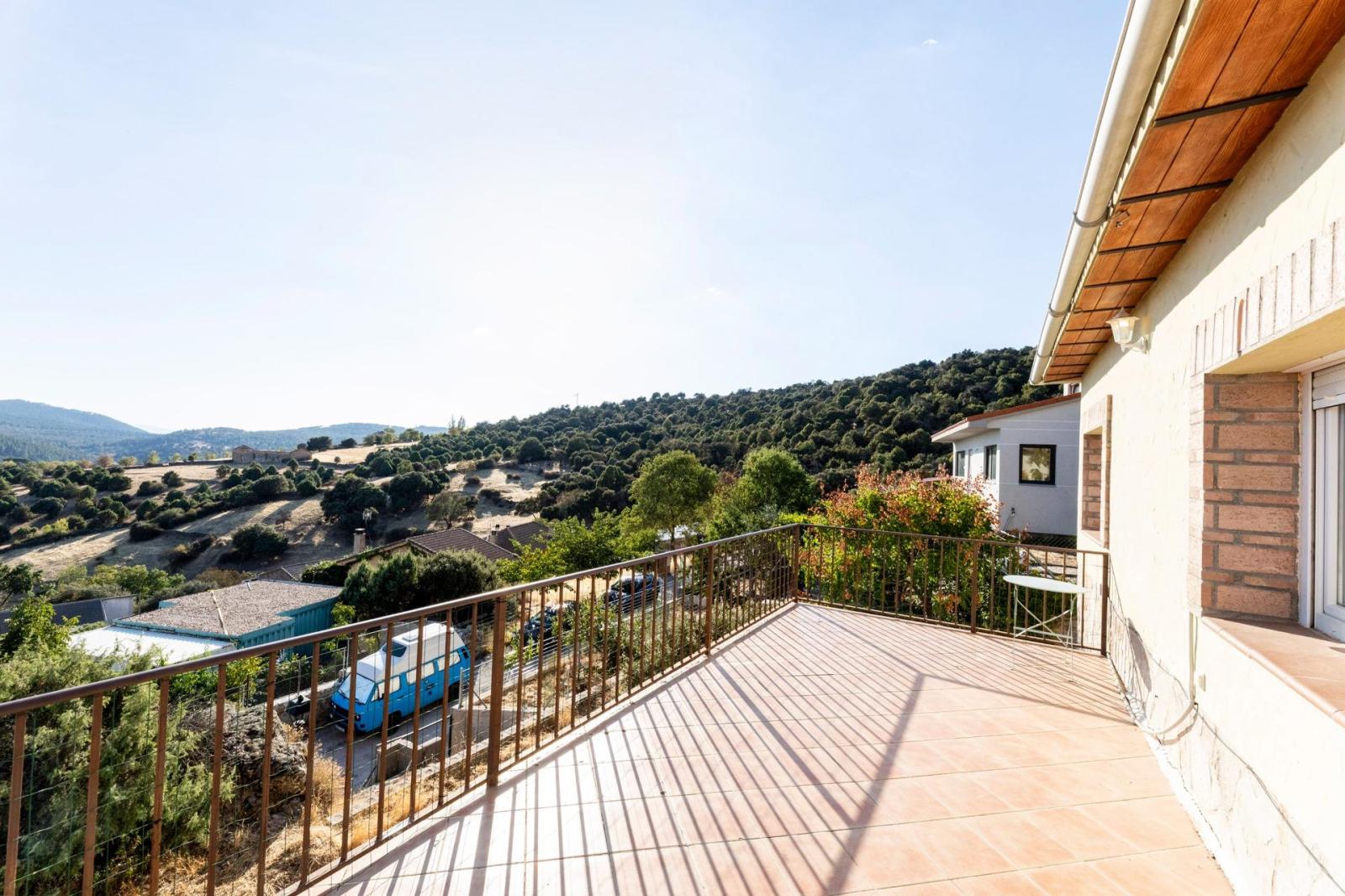 Chalet for Sale in Santa María de la Alameda