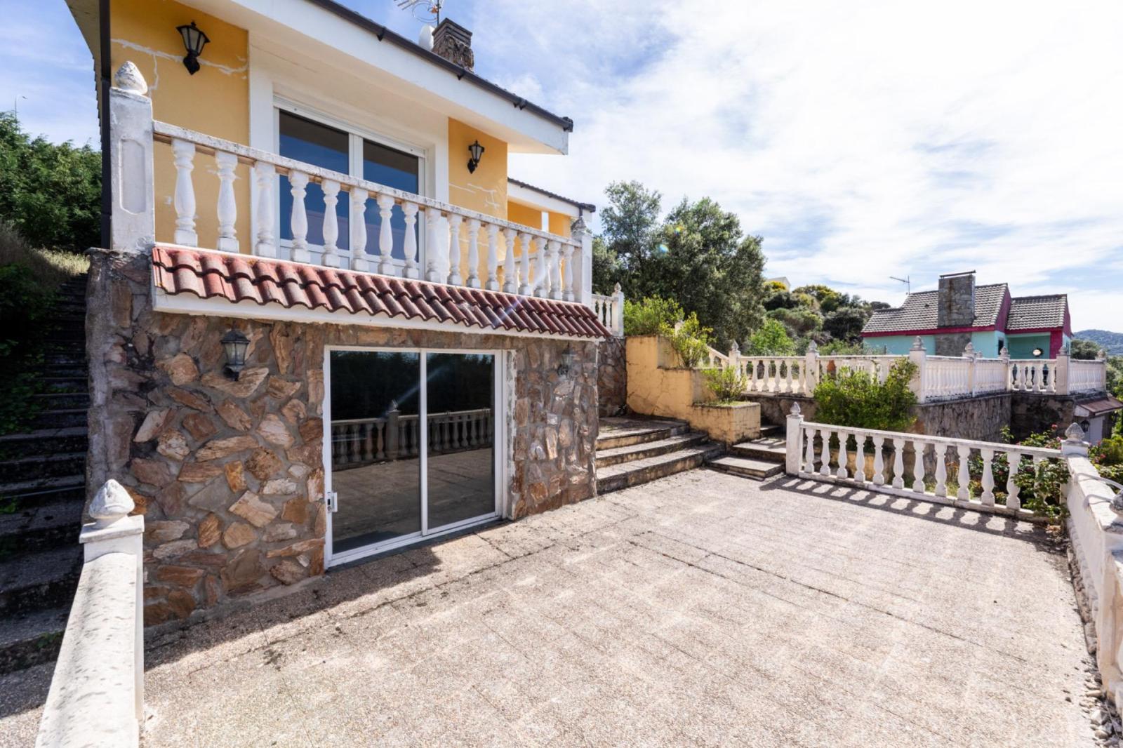 Chalet for Sale in El Espinar
