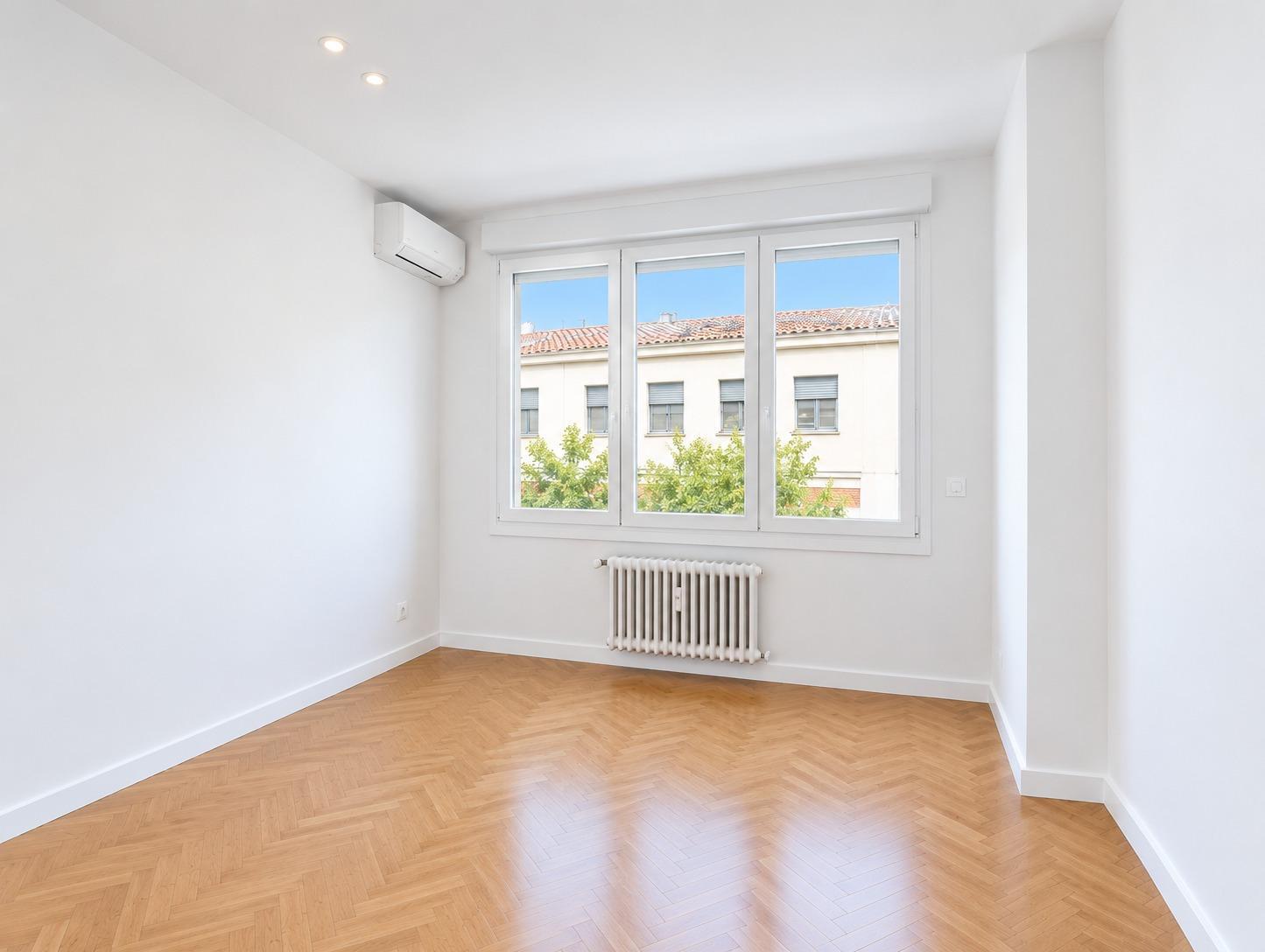 Flat for Sale in Madrid