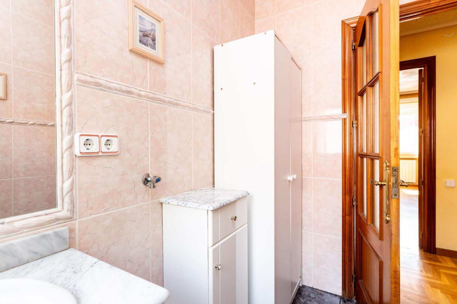 Flat for Sale in Madrid