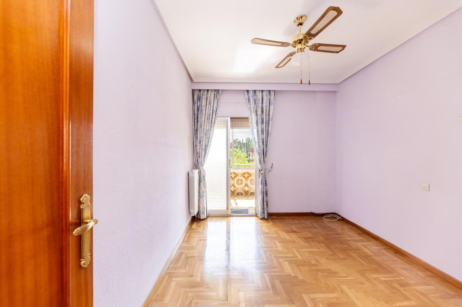 Flat for Sale in Madrid
