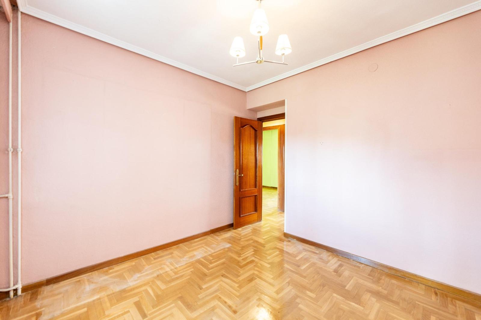 Flat for Sale in Madrid