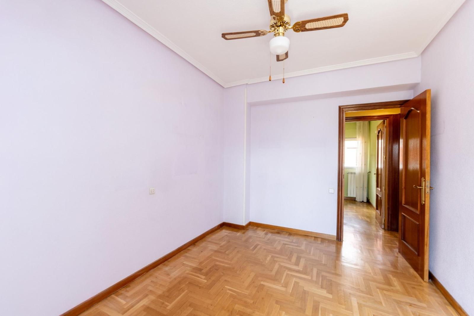 Flat for Sale in Madrid