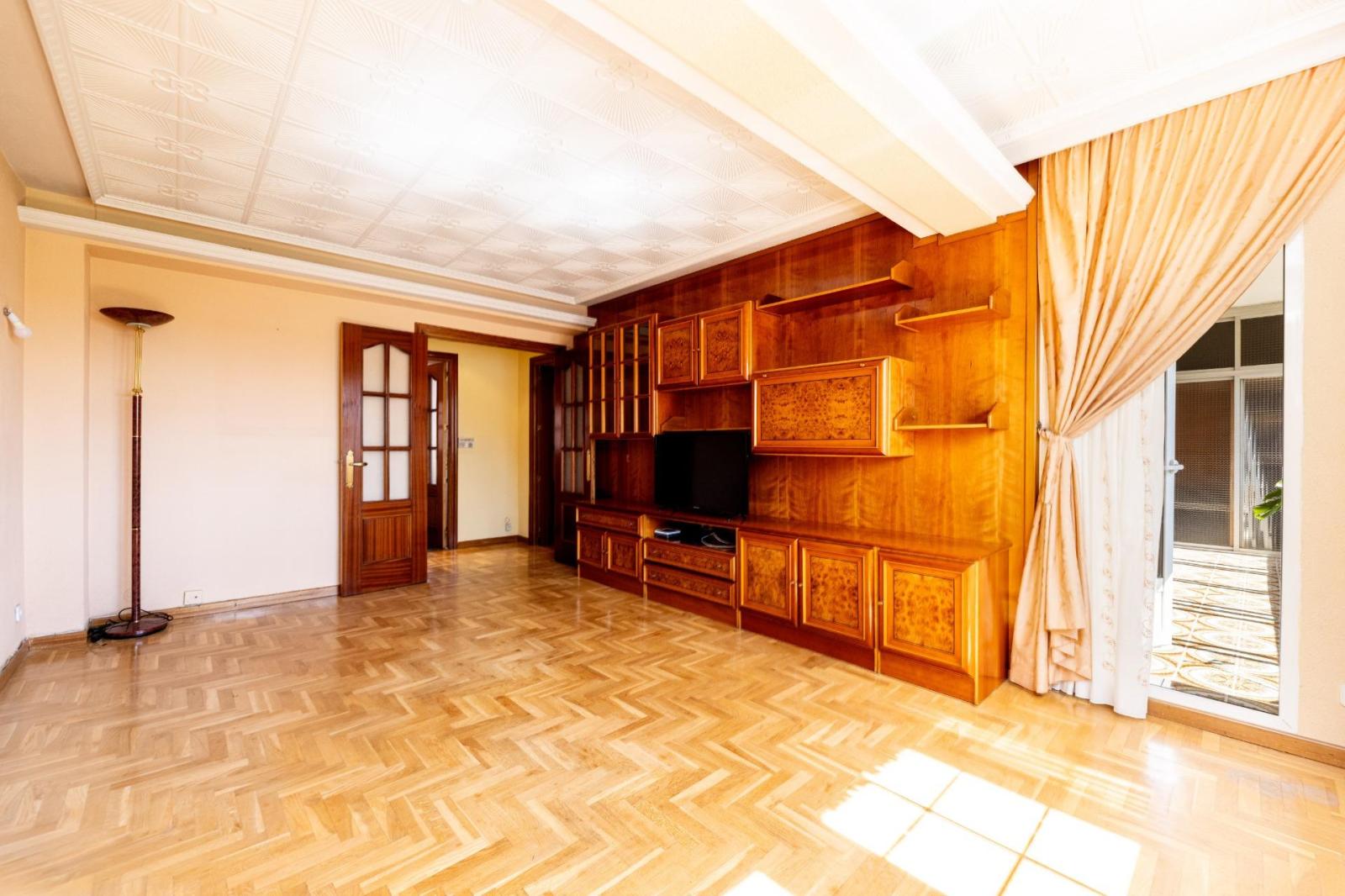 Flat for Sale in Madrid