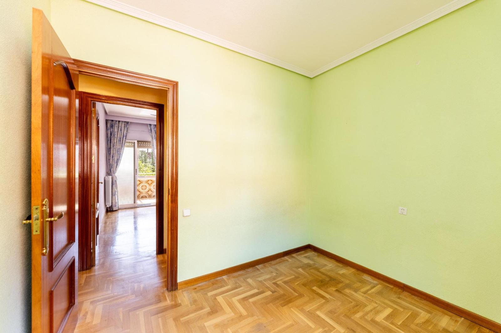 Flat for Sale in Madrid
