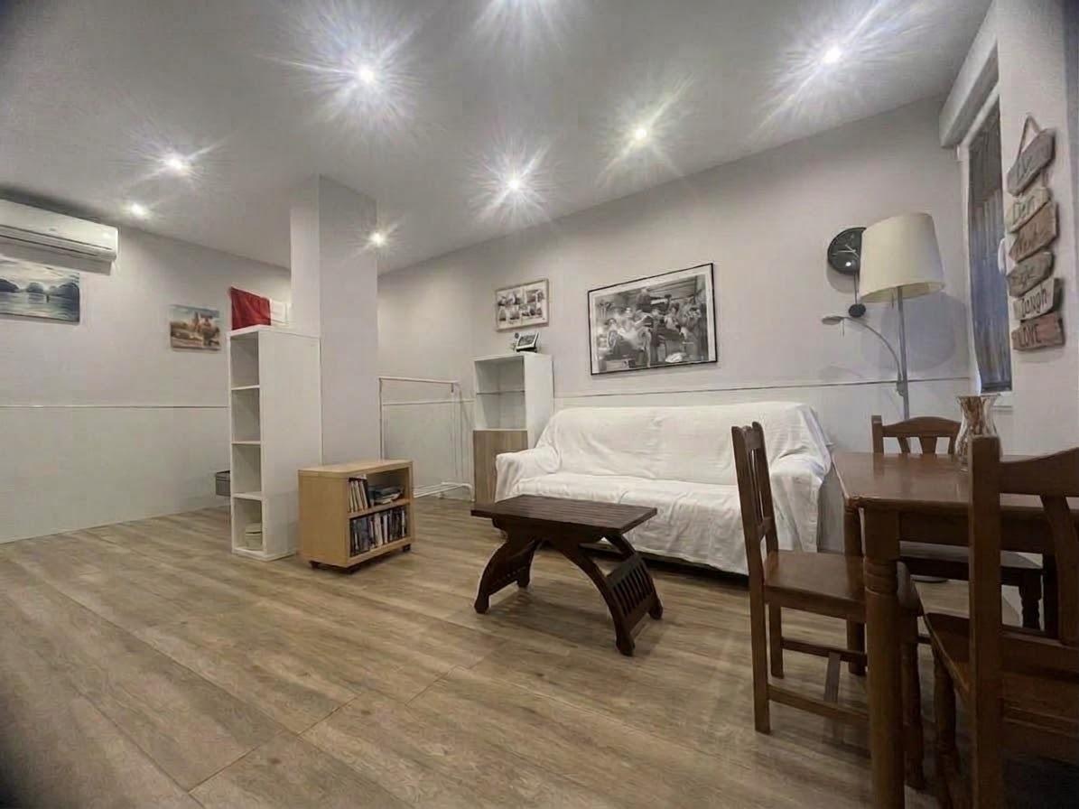 Studio for Sale in Madrid