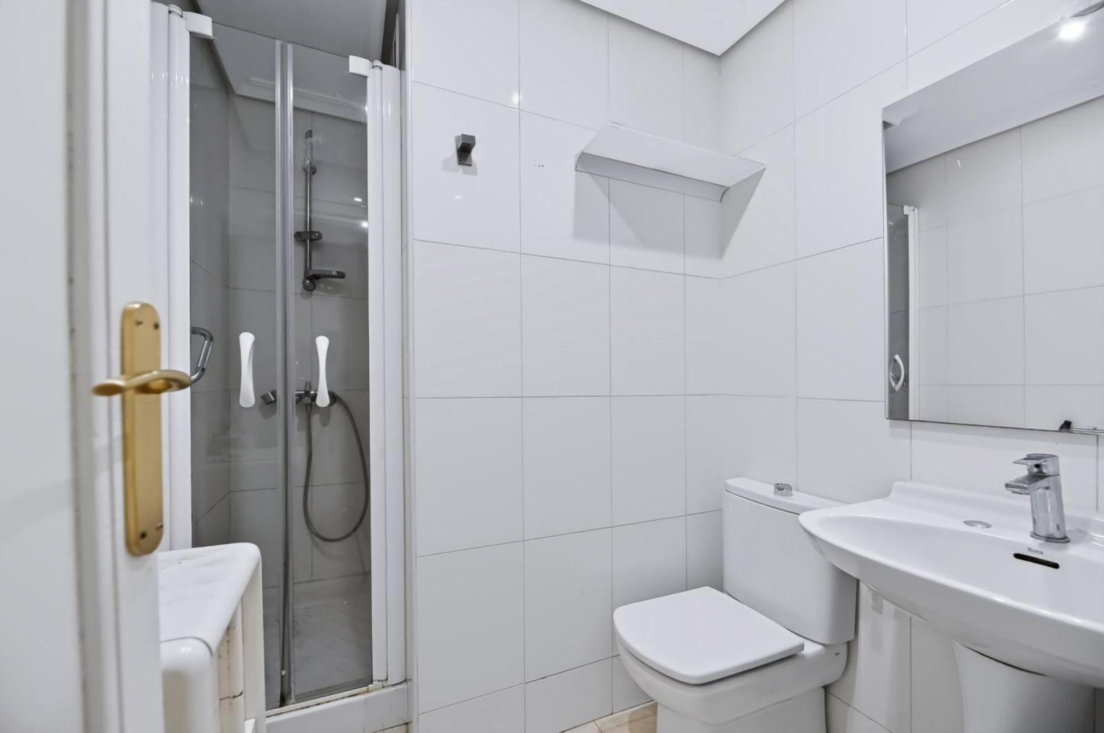 Flat for Sale in Madrid
