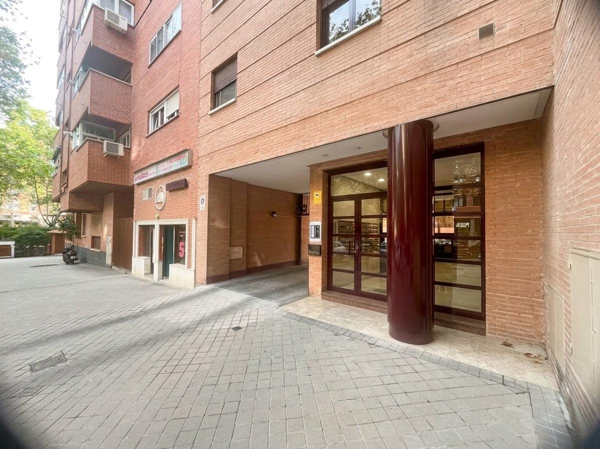 Flat for Sale in Madrid