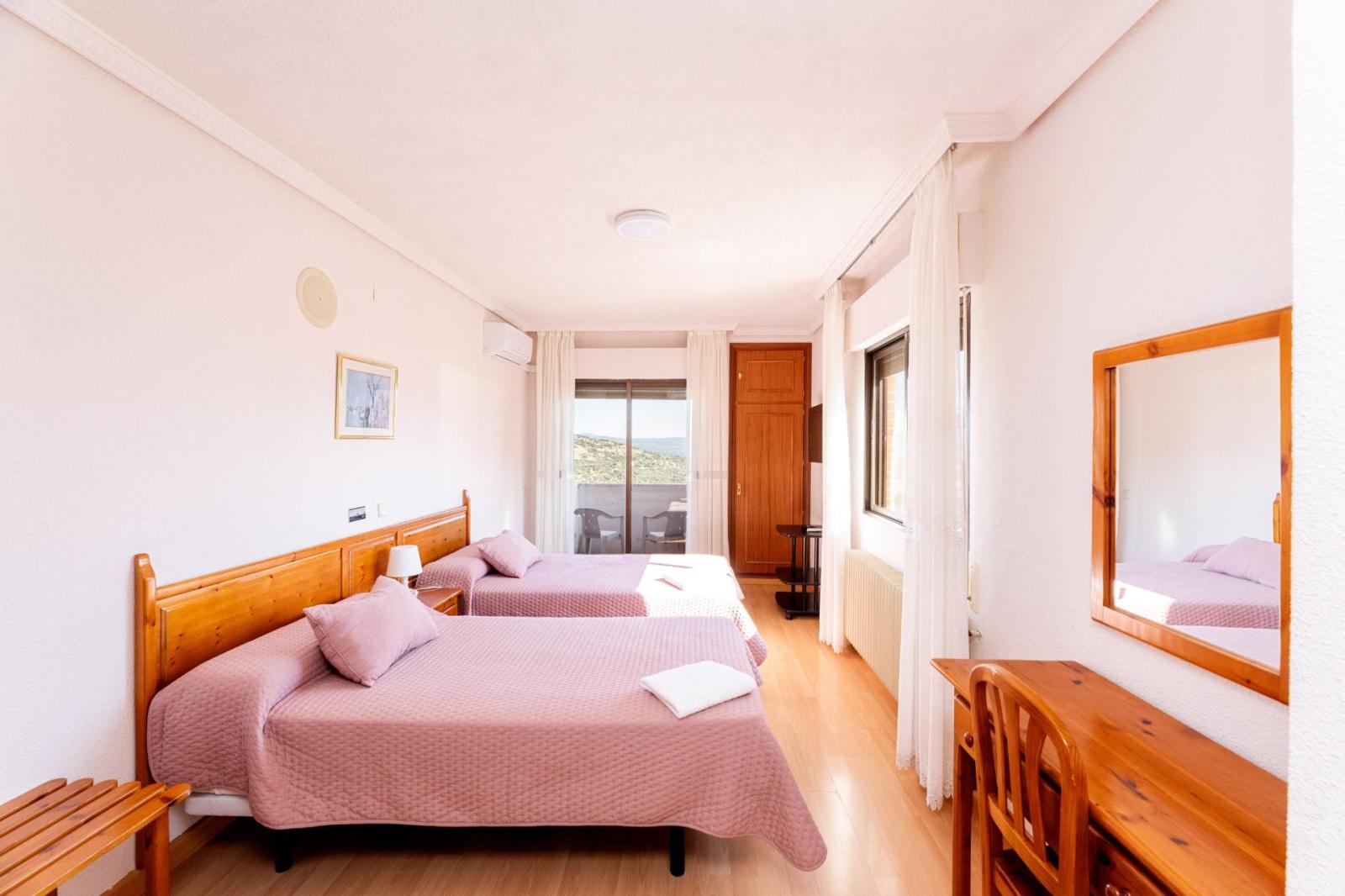 Hotel for Sale in Cebreros