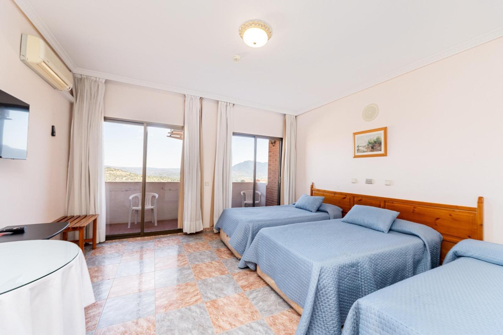 Hotel for Sale in Cebreros