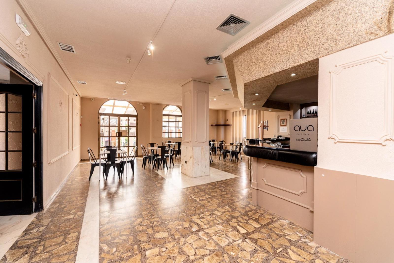 Hotel for Sale in Cebreros