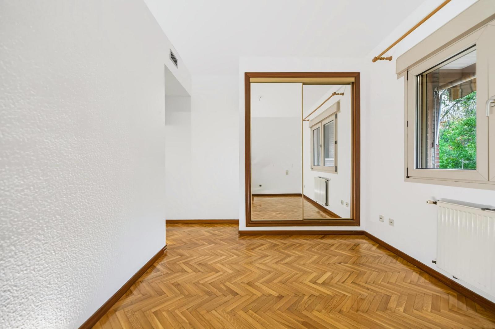 Flat for Sale in Toledo