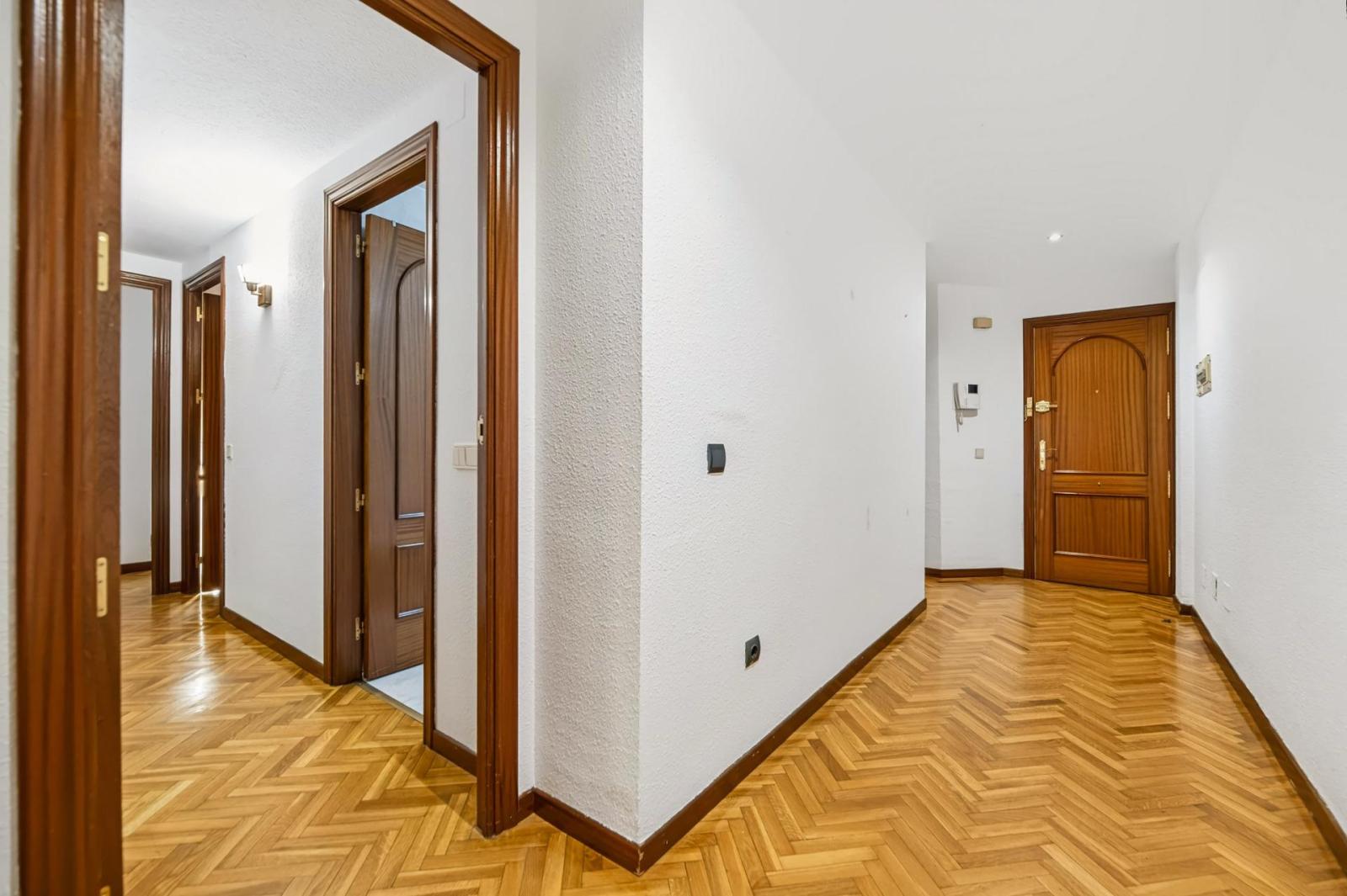 Flat for Sale in Toledo