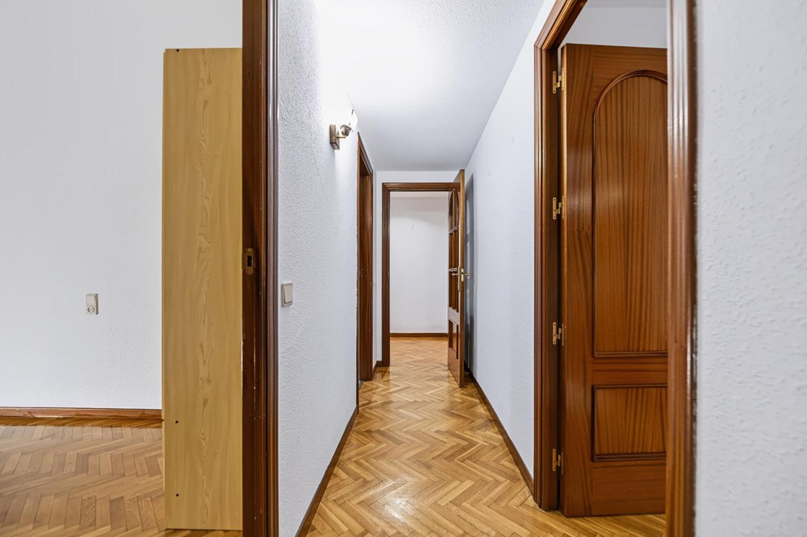 Flat for Sale in Toledo