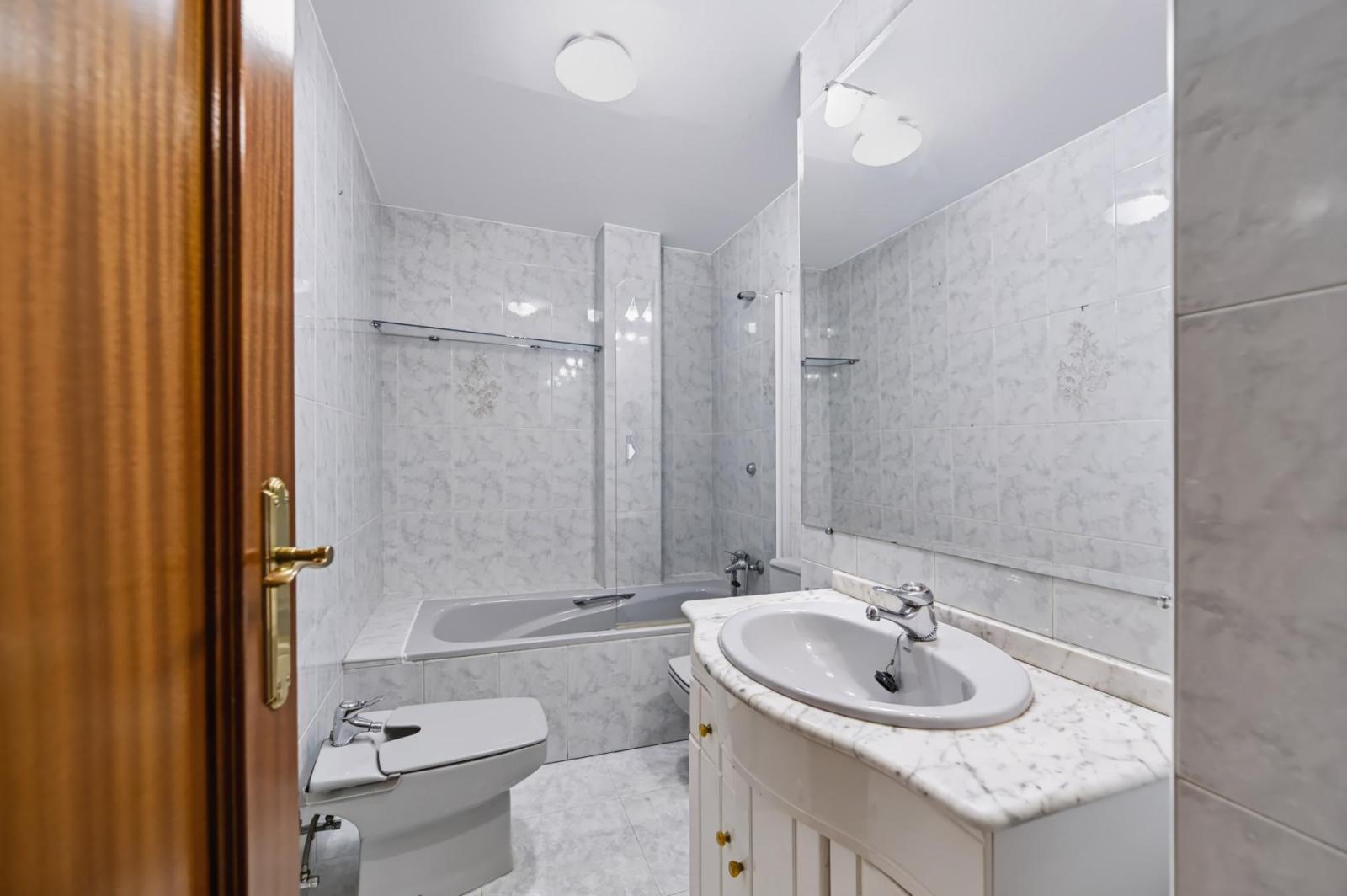 Flat for Sale in Toledo