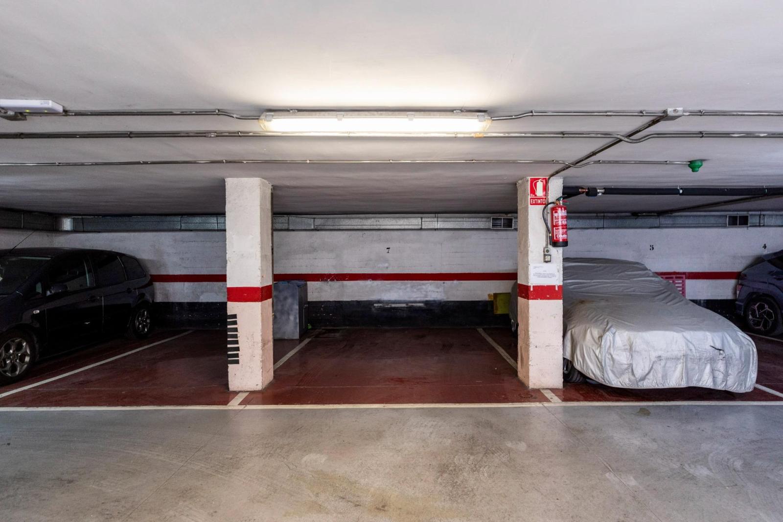 Garage for Sale in Madrid