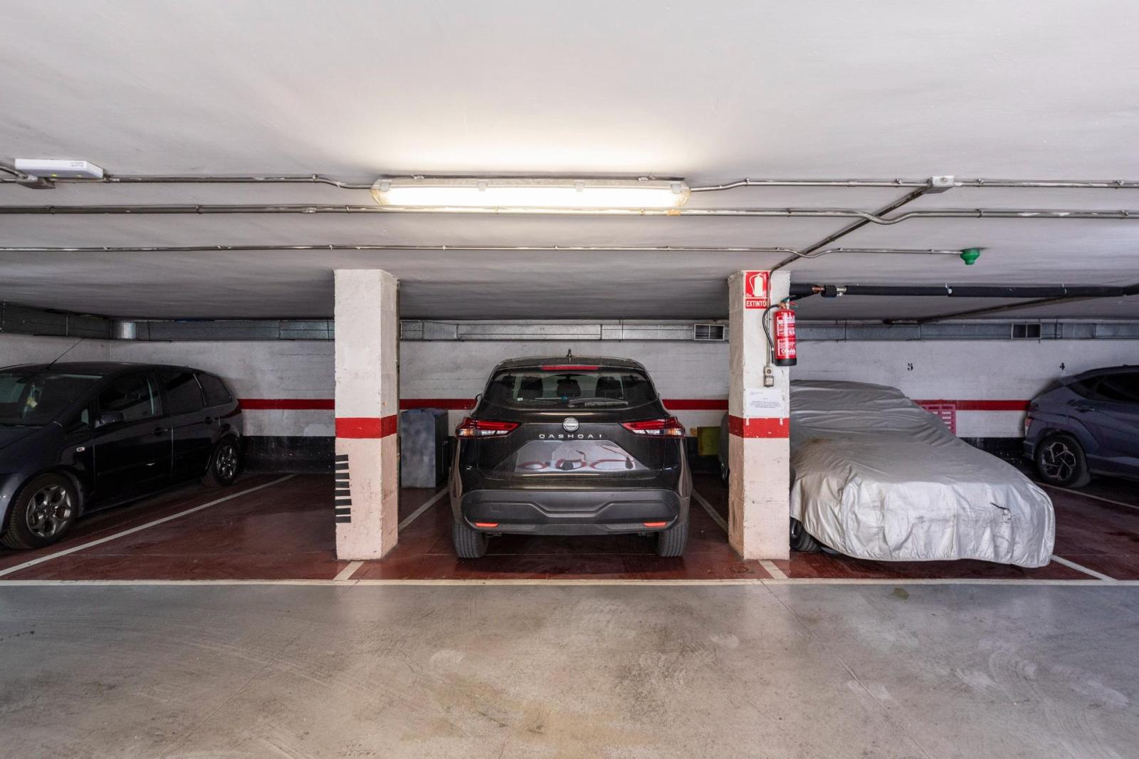 Garage for Sale in Madrid