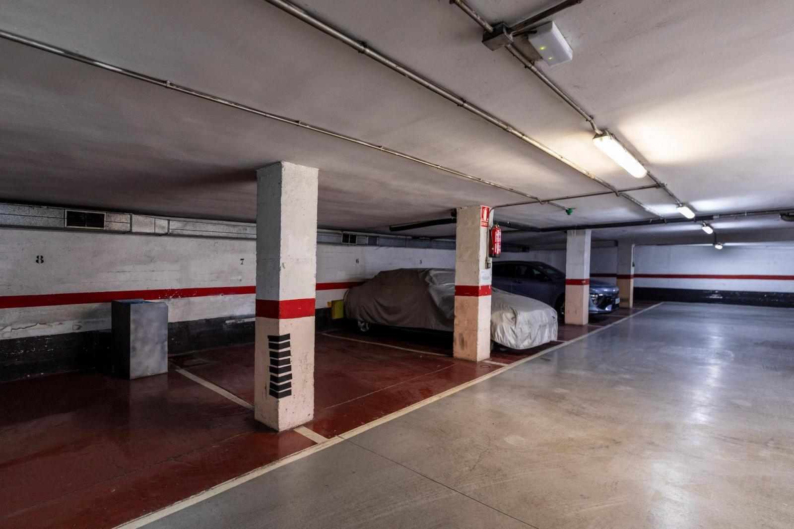 Garage for Sale in Madrid