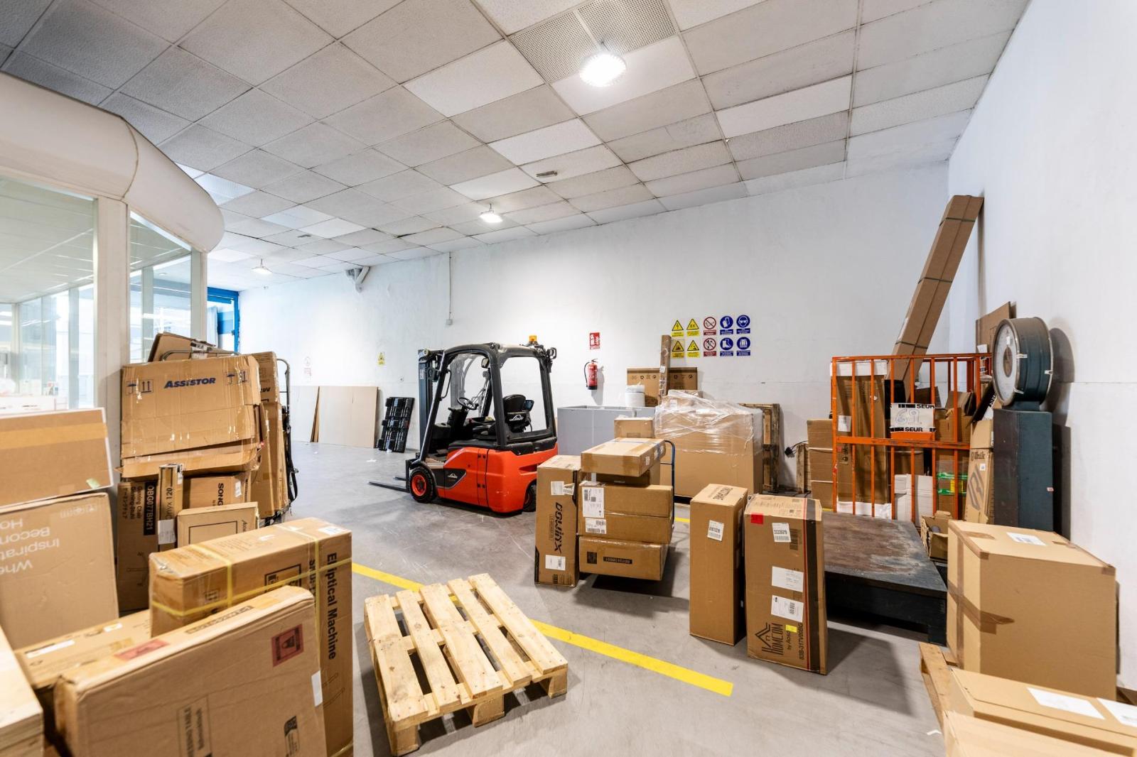 Industrial Unit for Rent in Madrid
