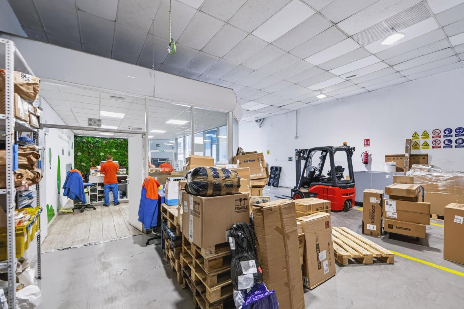 Industrial Unit for Rent in Madrid