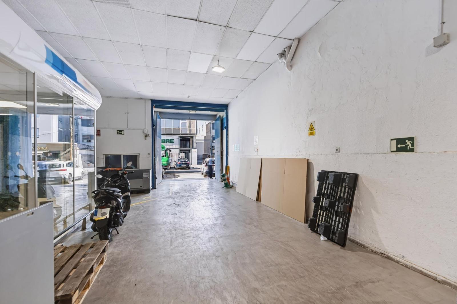 Industrial Unit for Rent in Madrid