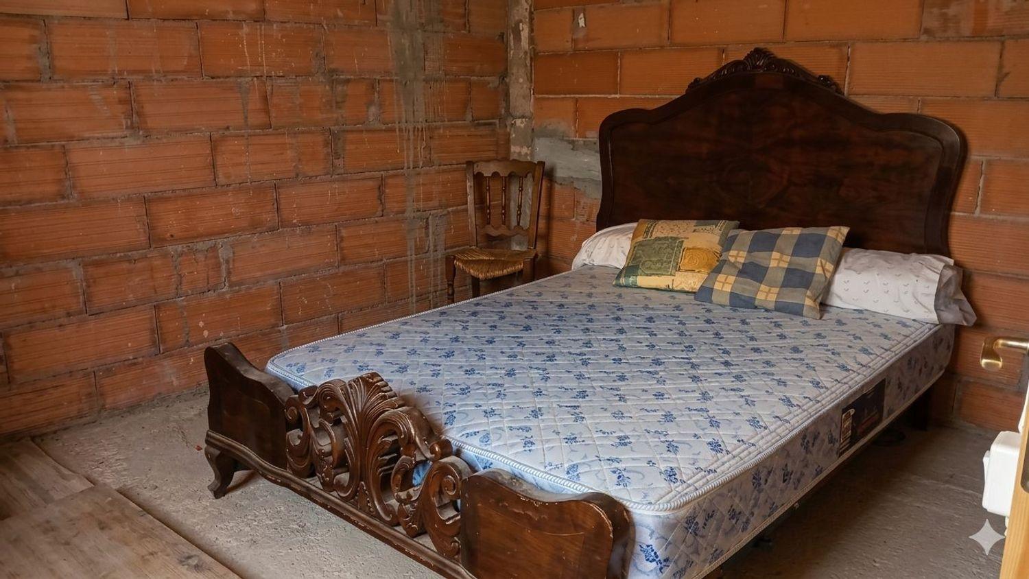 Semi-detached House for Sale in La Codoñera