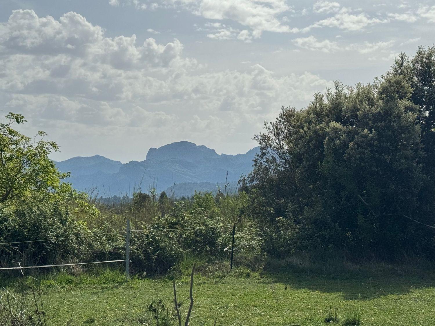 Building Site for Sale in Cretas