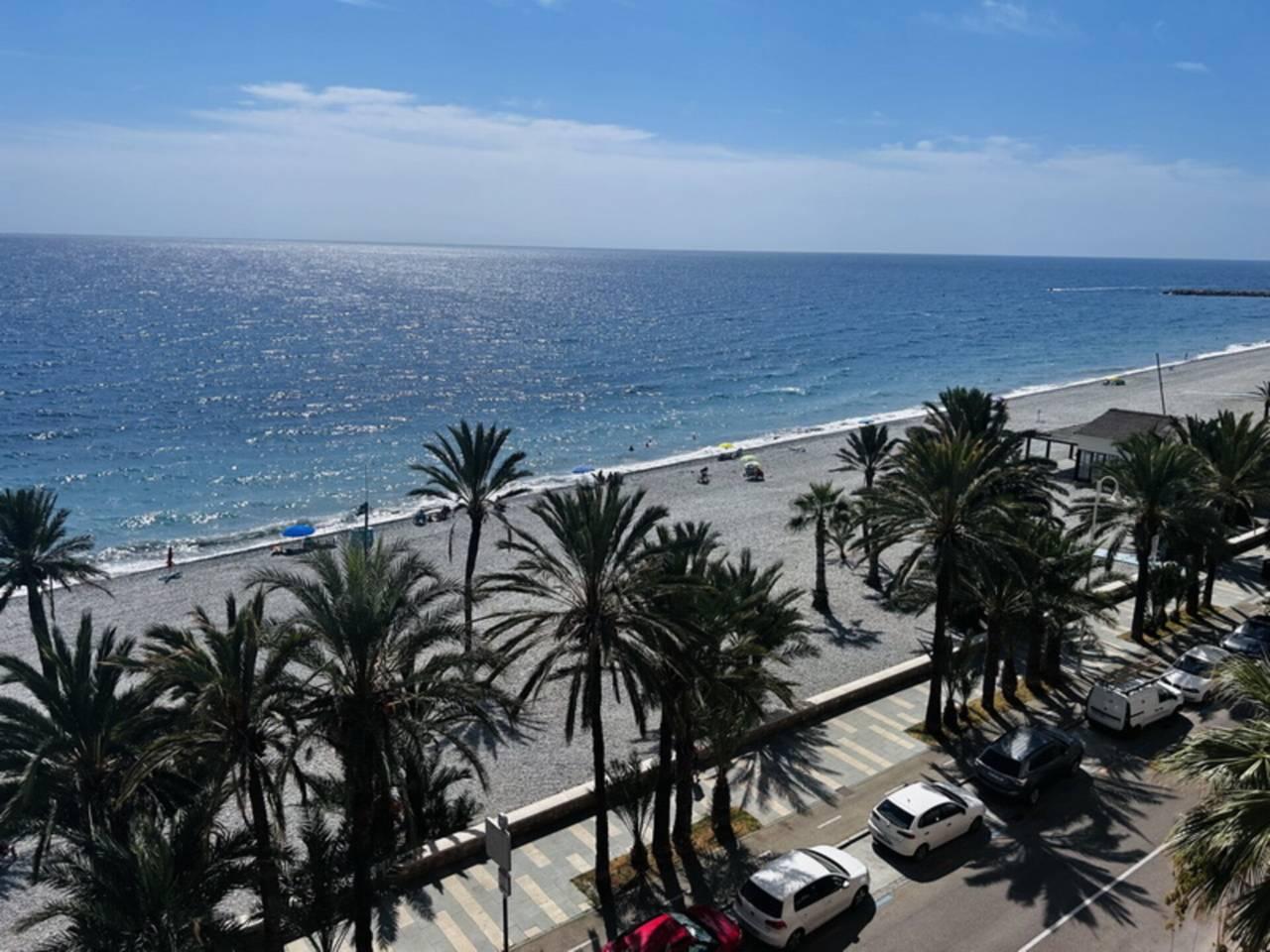 Flat for Rent in Almuñécar