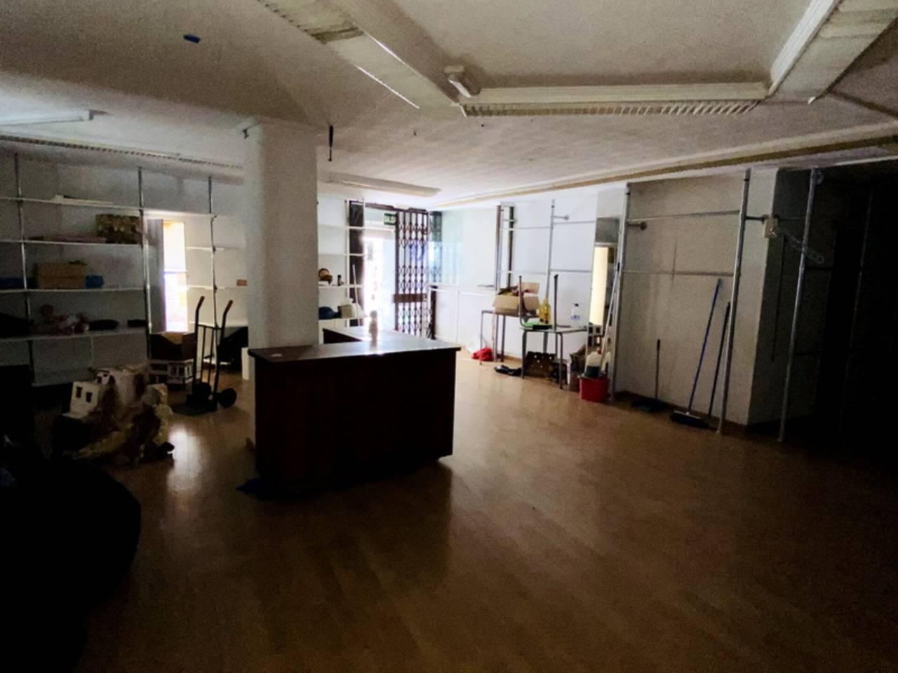Premise for Rent in Almuñécar