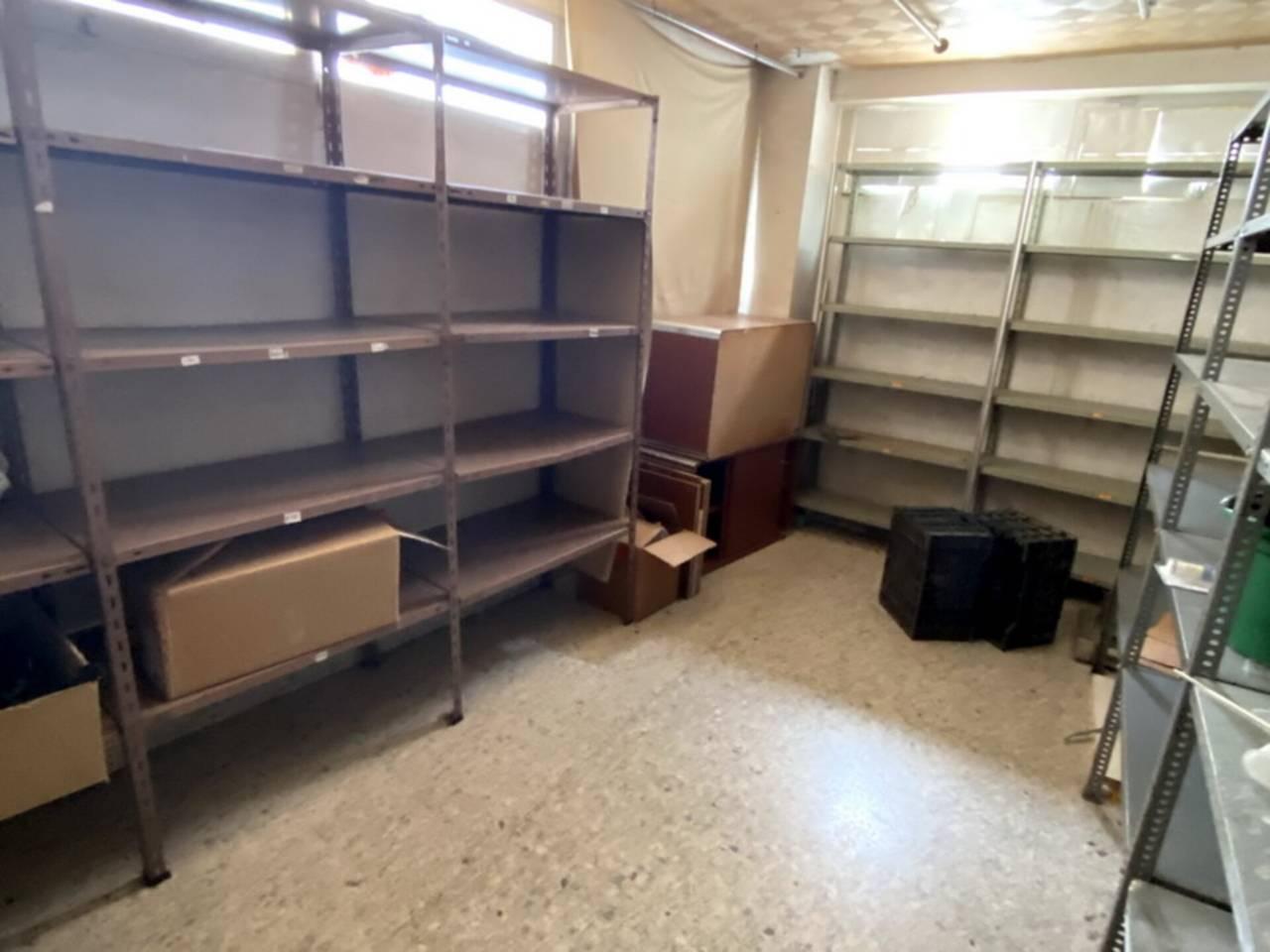 Premise for Rent in Almuñécar