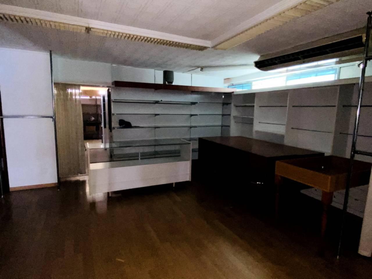 Premise for Rent in Almuñécar