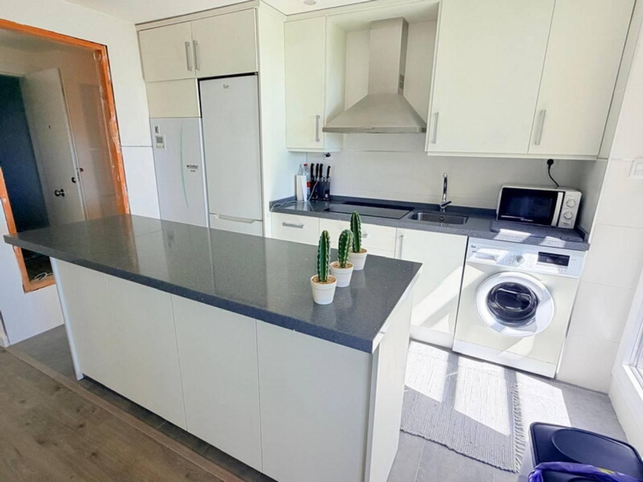 Penthouse for Rent in Almuñécar