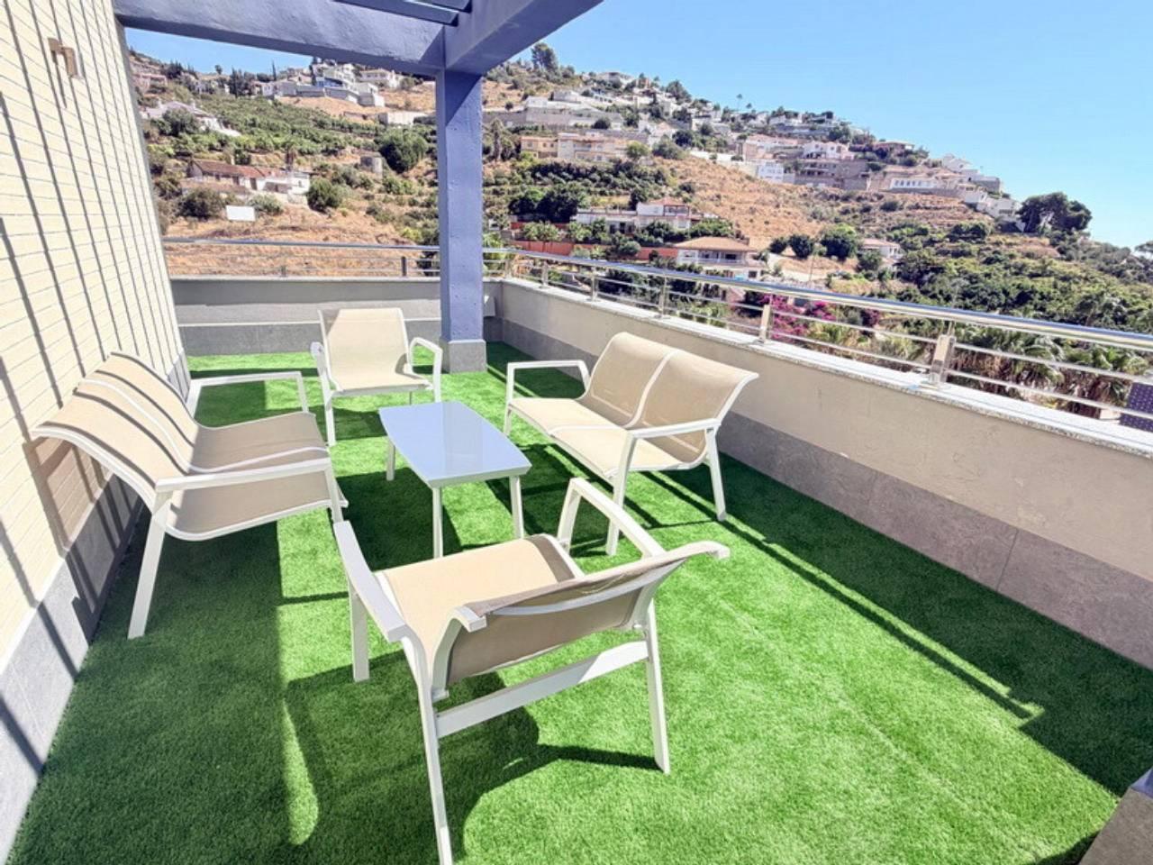 Penthouse for Rent in Almuñécar