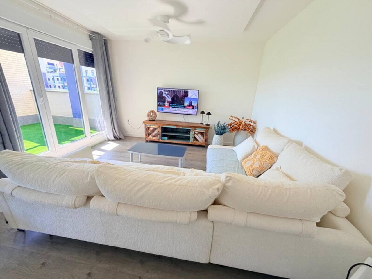 Penthouse for Rent in Almuñécar