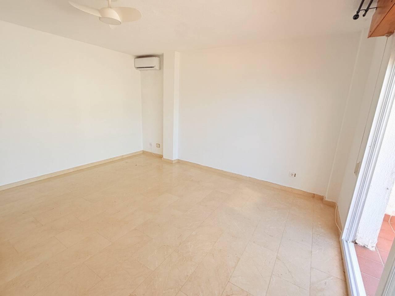 Apartment for Rent in Almuñécar