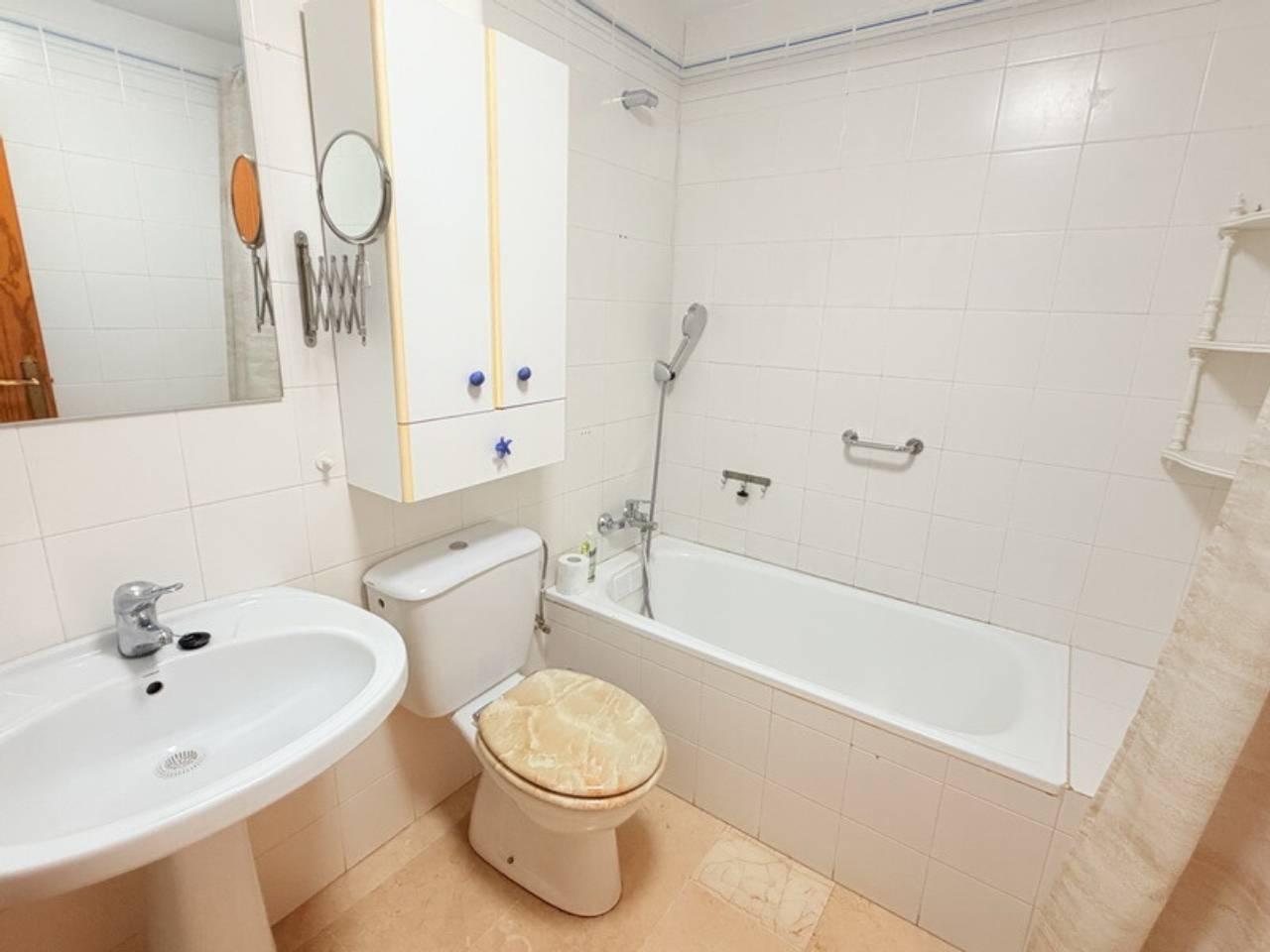 Apartment for Rent in Almuñécar